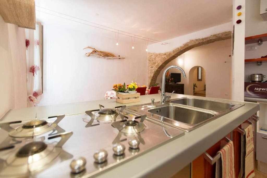 Casa Principe Open Space Wifi Ac All Comforts Apartment Alghero Bagian luar foto
